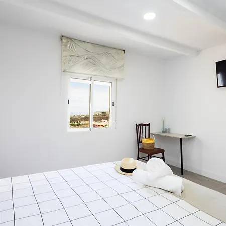 Serendipity Fm 홈스테이 이코드레로스비노스